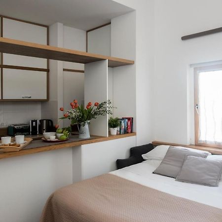 Agora Apartments Sorrento Bagian luar foto