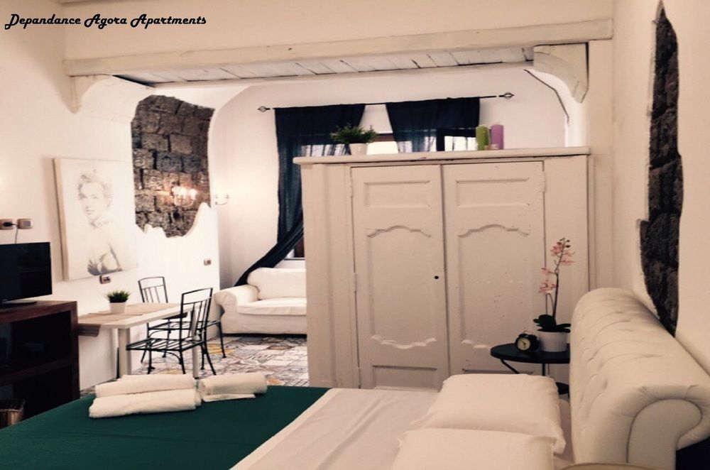 Agora Apartments Sorrento Bagian luar foto