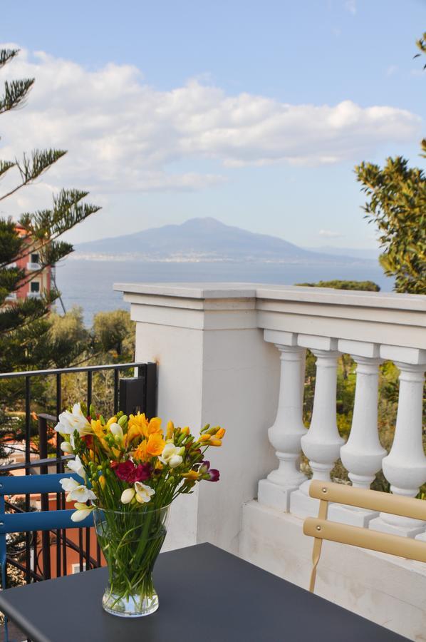 Agora Apartments Sorrento Bagian luar foto