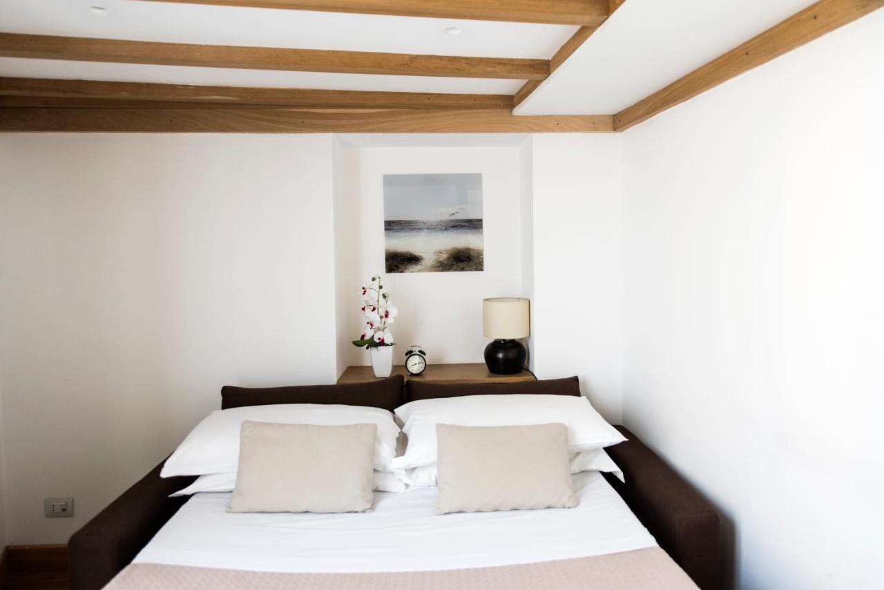 Agora Apartments Sorrento Bagian luar foto